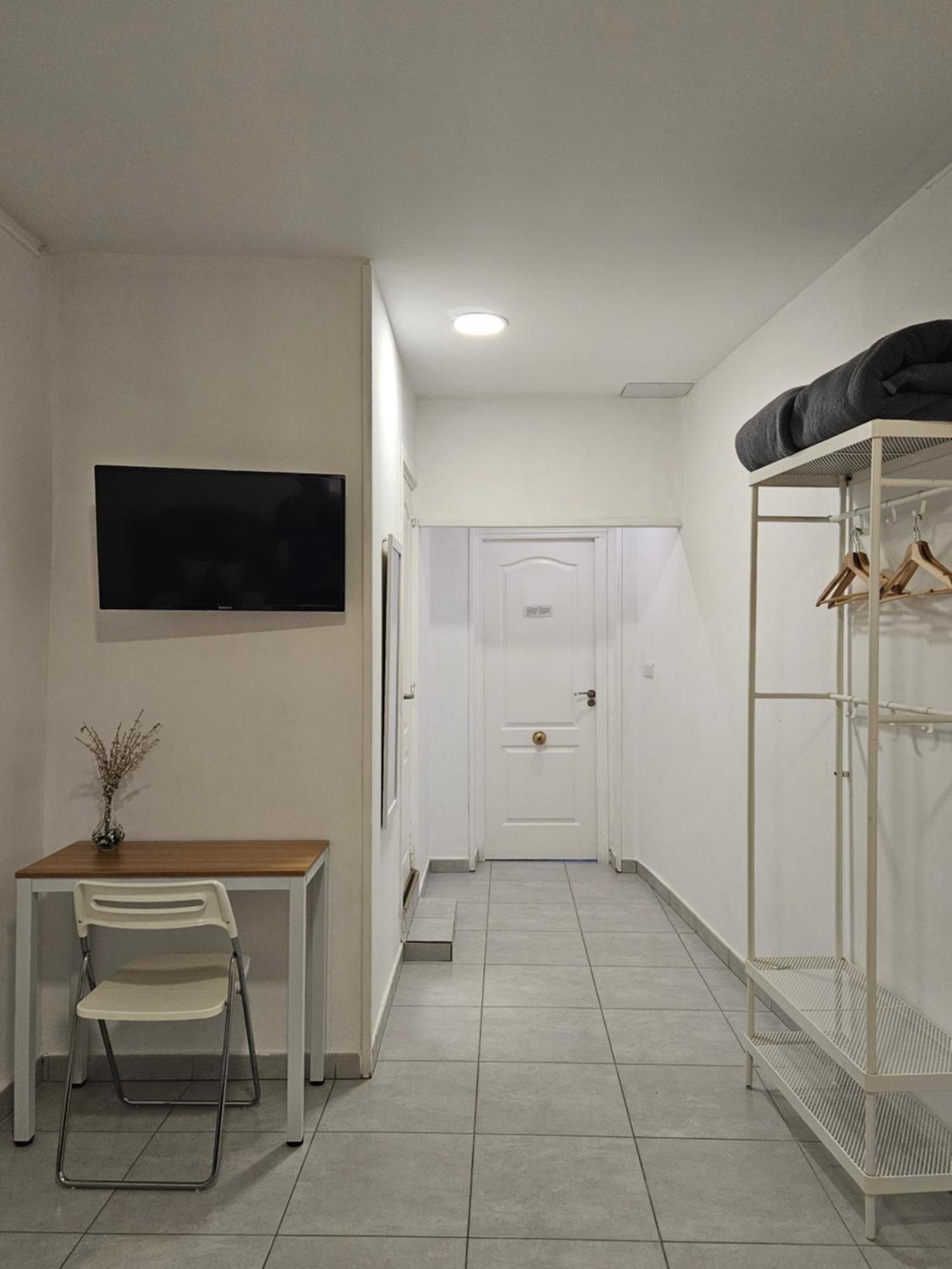 Hotel Casa Lemus à Madrid Extérieur photo